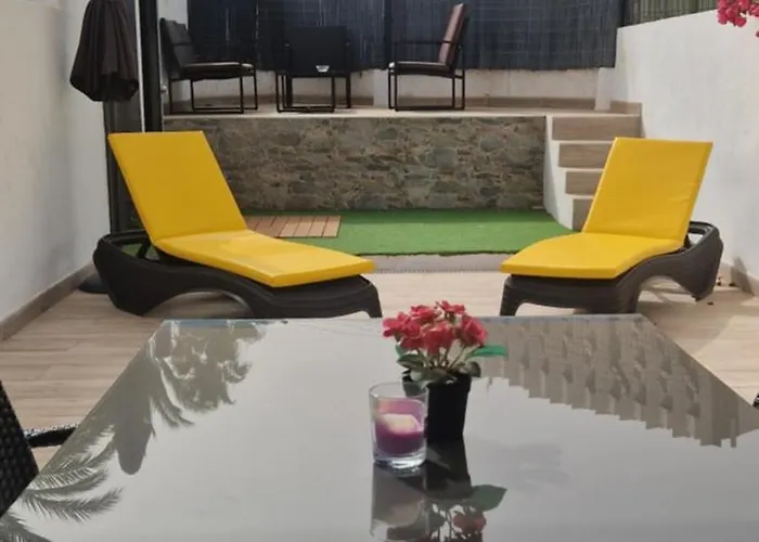 Case de vacanță Sunny Large Terrace In Center Of Americas Playa de las Americas (Tenerife)