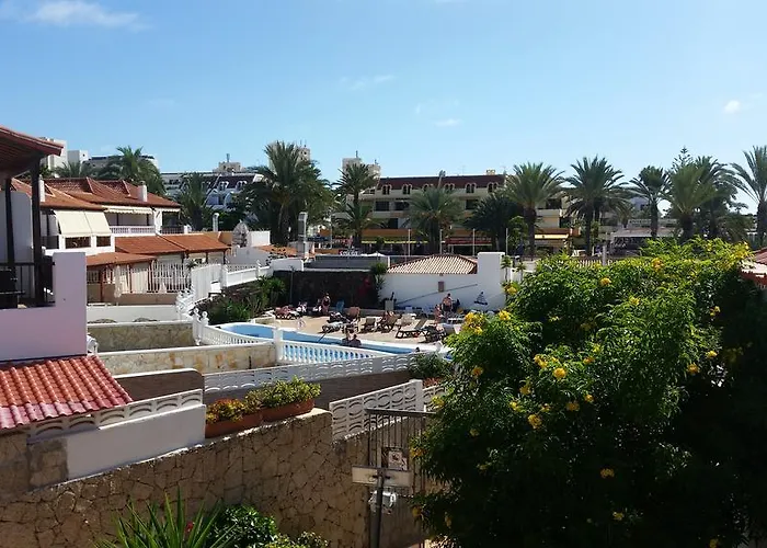 Nyaraló Sunny Large Terrace In Center Of Americas *