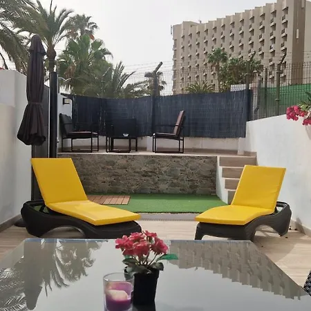 Sunny Large Terrace In Center Of Americas * Playa de las Americas (Tenerife)