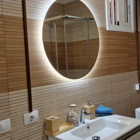 Sunny Large Terrace In Center Of Americas 플라야데라스아메리카스